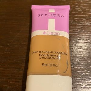 🆕 Sephora Collection Clean Glowing Foundation 17
